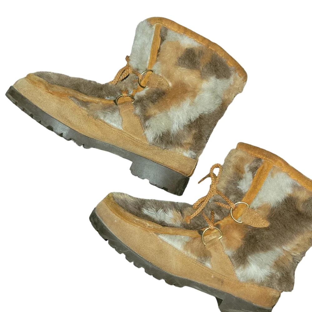 Vintage Snowland Leather and Faux Fur Snow Winter Boots sz 9
